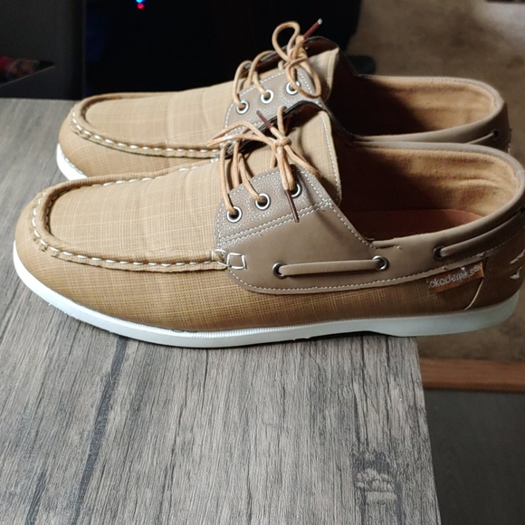 Akademiks Men's Tan Boat shoes - Picture 3 of 8